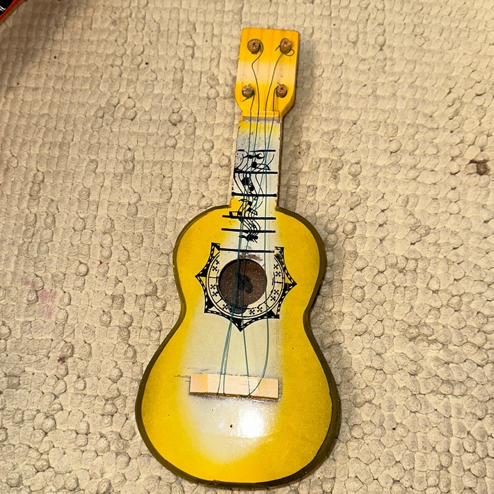 Wood guitar